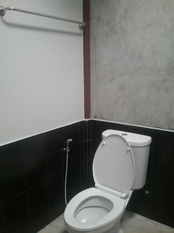 Sawang Guesthouse Ban Sawang Yai Екстериор снимка