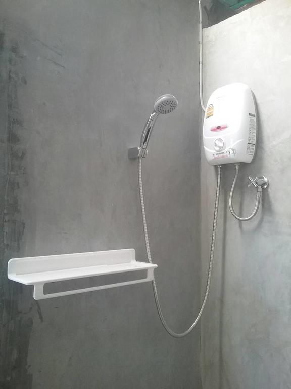 Sawang Guesthouse Ban Sawang Yai Екстериор снимка
