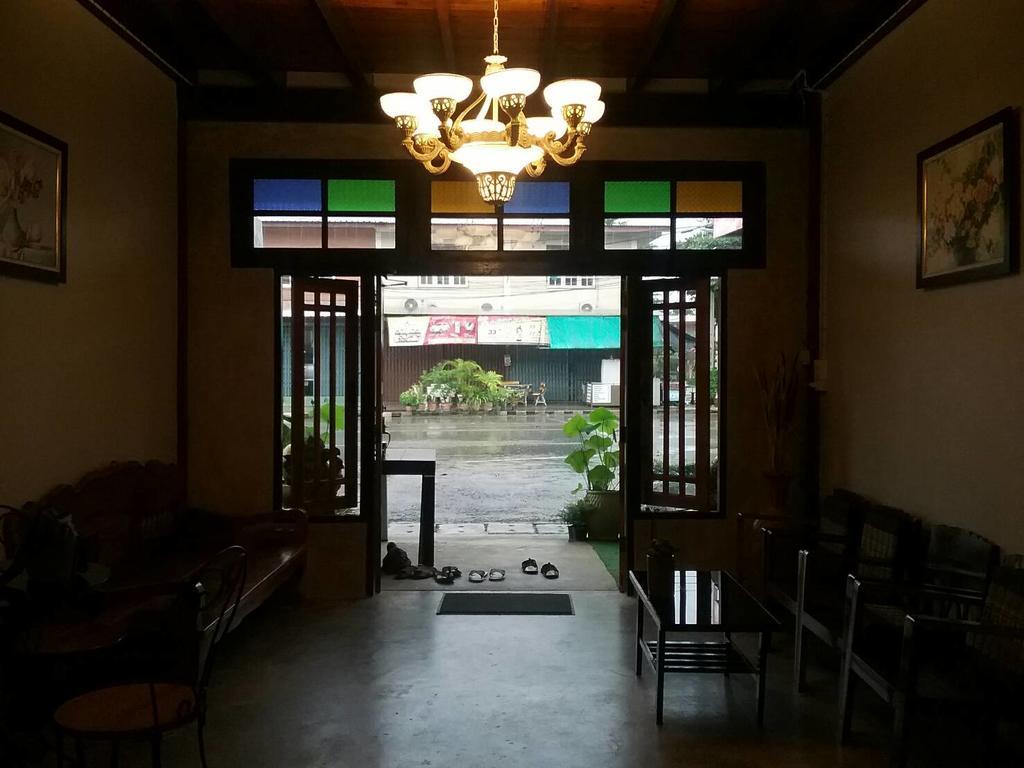 Sawang Guesthouse Ban Sawang Yai Екстериор снимка